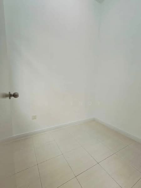 Rumah Teres 2 Tingkat untuk Dijual di Taman Kempas Utama (Tebrau) - JB Wendy - Interior - PropertyGuru.com.my