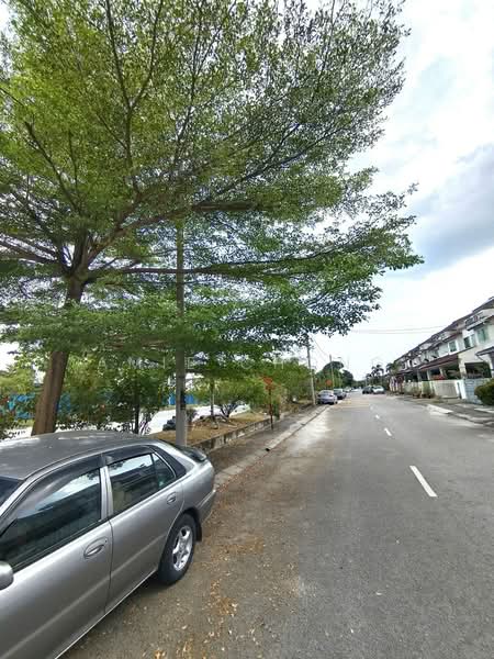 For Sale - Pengkalan Double Storey Terrace House Partial Furnished For Sale