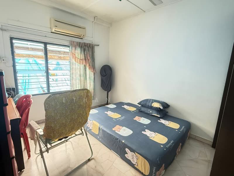 Flat for Sale at United Garden (Taman Lee Yan Lian) - Ethan Yong - Bedroom - PropertyGuru.com.my