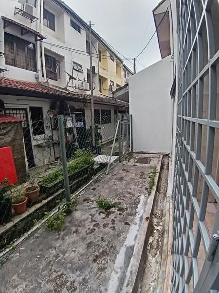 2.5-storey Terraced House for Rent in Bandar Utama 11 (Bandar Utama) - Amanda Ng - Exterior - PropertyGuru.com.my