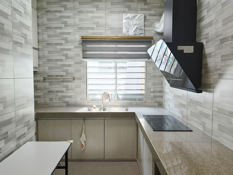 2-storey Terraced House for Sale in Seri Kembangan (Selangor) - Marilyn Khor - Kitchen - PropertyGuru.com.my