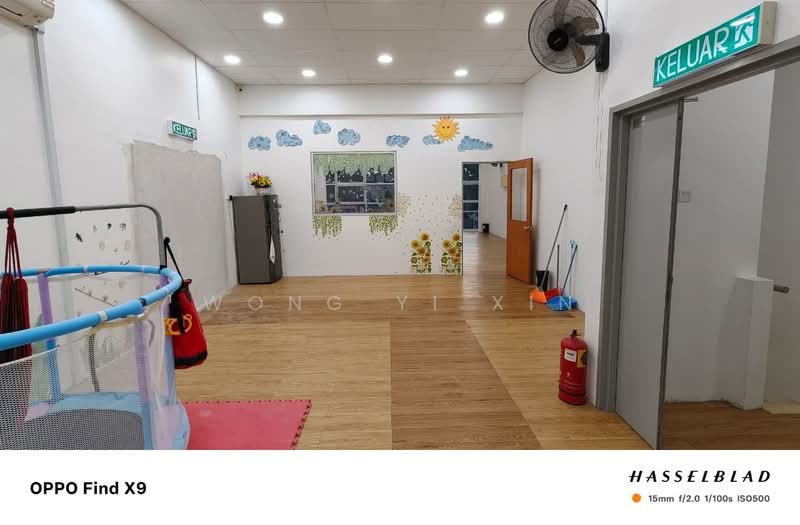 Shop for Rent in Bandar Dato Onn (Tebrau) - Wong Yi Xin - Interior - PropertyGuru.com.my