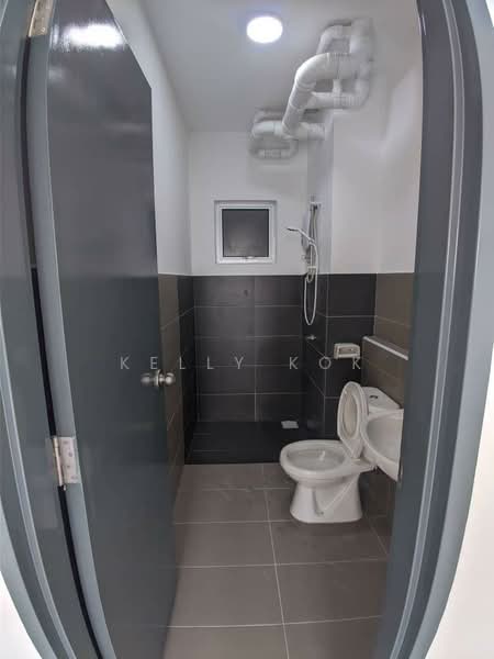 Residensi Lanai untuk Untuk Disewa - RM 1,450 /bulan, Apr 2026 - Bathroom - PropertyGuru.com.my