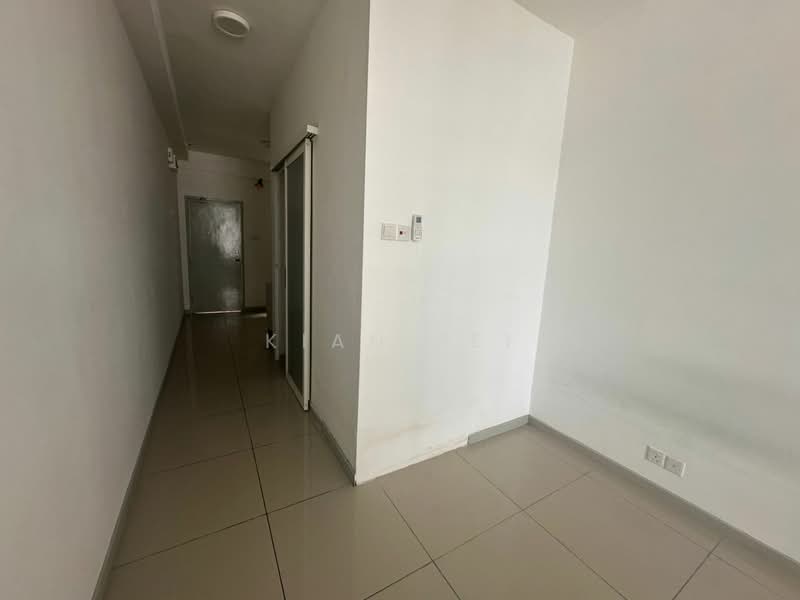 Centrestage Designer Suite untuk Untuk Disewa - RM 1,200 /bulan, Apr 2026 - Corridor - PropertyGuru.com.my