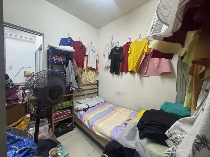 Condominium for Sale at 1 Razak Mansion - PeiGee . - Bedroom - PropertyGuru.com.my