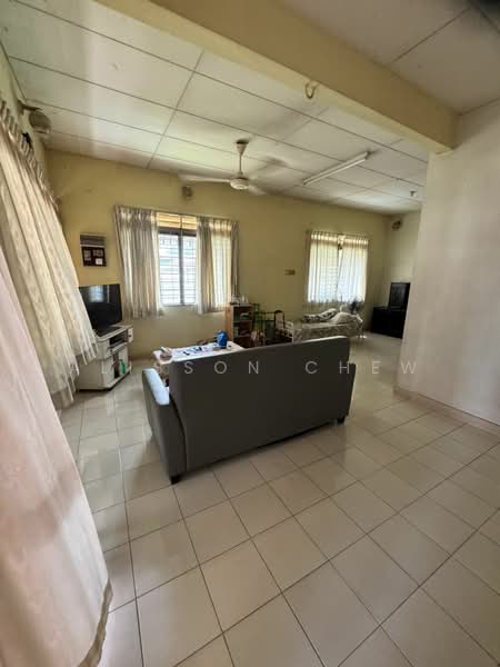 2-storey Terraced House for Sale in Jelutong (Penang) - Alisson Chew - Living Room - PropertyGuru.com.my