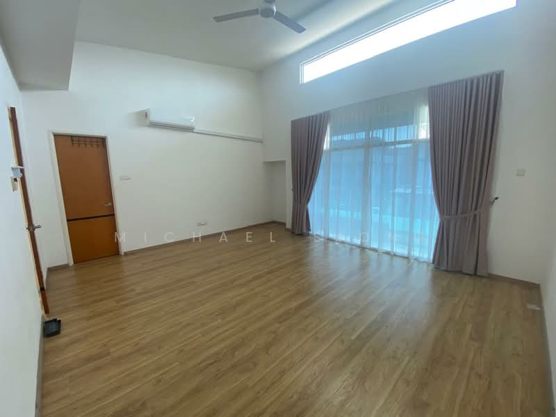 Bungalow for Rent in Rawang (Selangor) - Michael Siong - Living Room - PropertyGuru.com.my