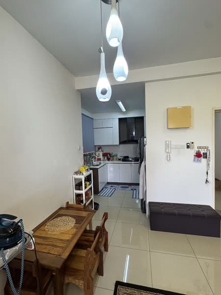 Condominium for Sale at Fairway Suites - Seven Tay - Kitchen - PropertyGuru.com.my