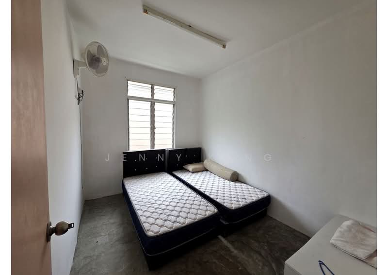 Flat for Sale at Pangsapuri Sena - Jenny Kong - Bedroom - PropertyGuru.com.my