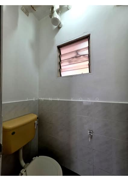 Flat for Sale at Pangsapuri Sena - Jenny Kong - Bathroom - PropertyGuru.com.my