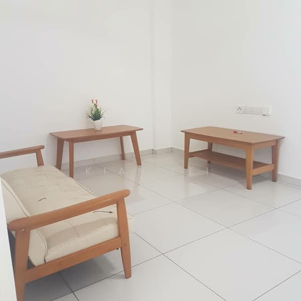 Servis Apartment untuk Disewa di Avenue D'Vogue - Kian Fei - Living Room - PropertyGuru.com.my