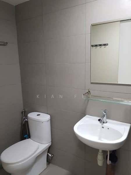 Servis Apartment untuk Disewa di Avenue D'Vogue - Kian Fei - Bathroom - PropertyGuru.com.my