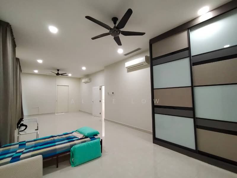 Semi-Detached House for Sale in Anggun 2 Residence (Rawang) - Alice Low - Bedroom - PropertyGuru.com.my