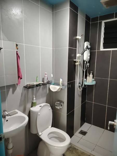 Sierra East untuk Untuk Dijual - RM 415,000, Apr 2026 - Bathroom - PropertyGuru.com.my