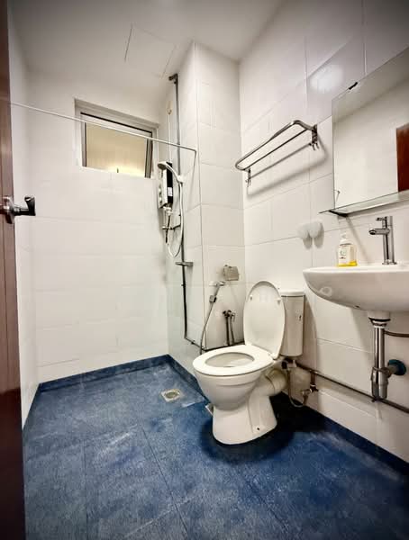 Condominium for Sale at Surin Condominium - Susan Chia - Bathroom - PropertyGuru.com.my