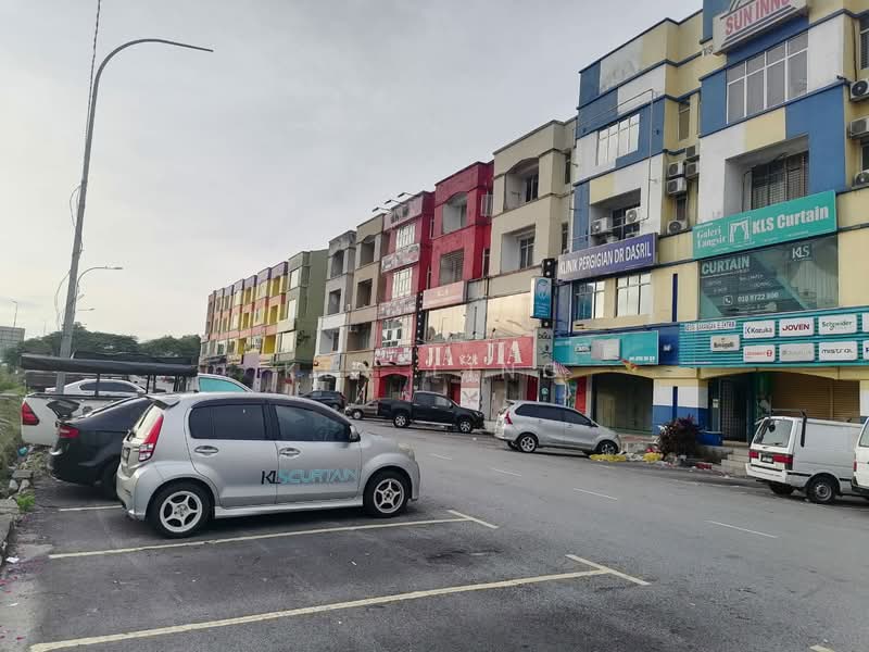 Shop / Office for Rent in Bandar Puchong Utama (Puchong) - Key Ling - Exterior - PropertyGuru.com.my