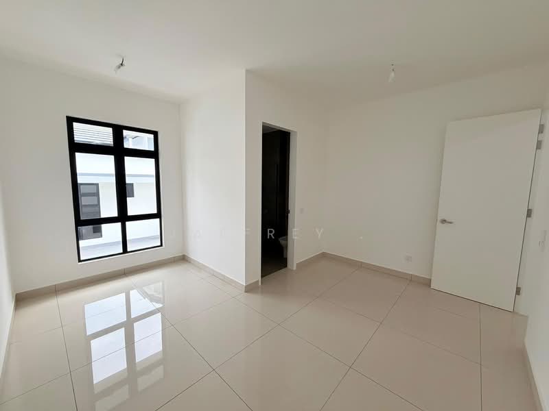 Semi-Detached House for Sale in Setia Tropika (Johor Bahru) - Jaffrey . - PropertyGuru.com.my