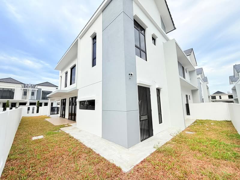 Semi-Detached House for Sale in Setia Tropika (Johor Bahru) - Jaffrey . - PropertyGuru.com.my