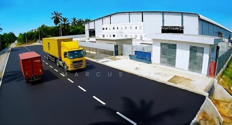 Detached Factory for Rent in Kampung Teluk Mengkuang (Telok Panglima Garang) - Marcus Beh - Exterior - PropertyGuru.com.my