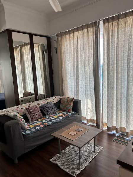 Casa Mutiara untuk Untuk Disewa - RM 1,600 /bulan, Apr 2026 - Living Room - PropertyGuru.com.my