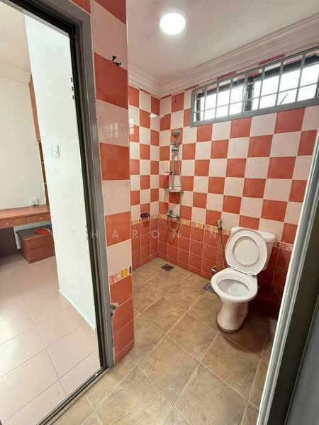 Taman Mount Austin untuk Untuk Dijual - RM 693,000, Apr 2026 - Bathroom - PropertyGuru.com.my