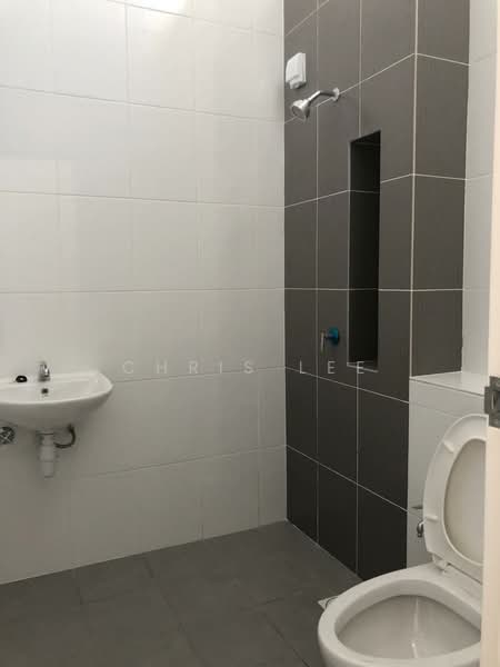 2-storey Terraced House for Rent in Hulu Langat (Selangor) - Chris Lee - Bathroom - PropertyGuru.com.my