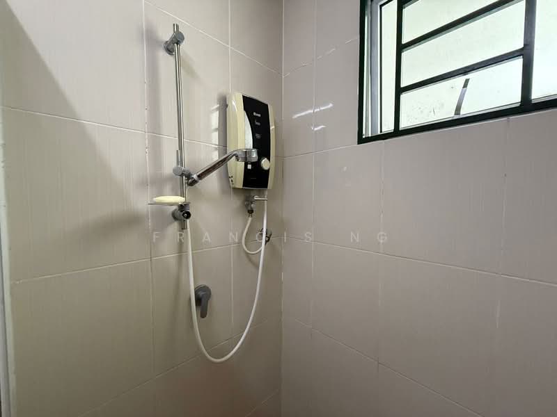 Service Residence for Sale at OUG Parklane - Francis Ng - Bathroom - PropertyGuru.com.my