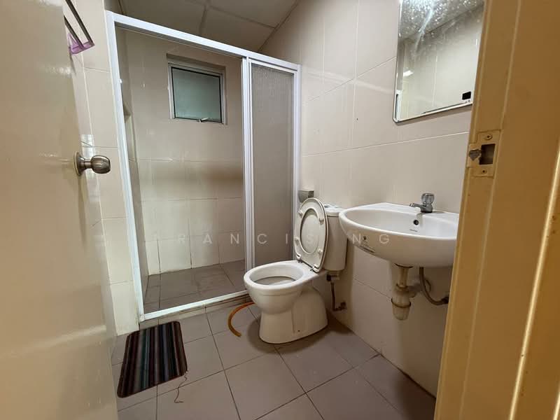 Service Residence for Sale at OUG Parklane - Francis Ng - Bathroom - PropertyGuru.com.my