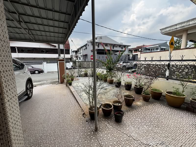 2-storey Terraced House for Sale in Johor Bahru (Johor) - Sean Lau - Exterior - PropertyGuru.com.my