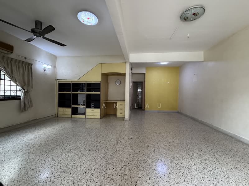 2-storey Terraced House for Sale in Johor Bahru (Johor) - Sean Lau - Living Room - PropertyGuru.com.my