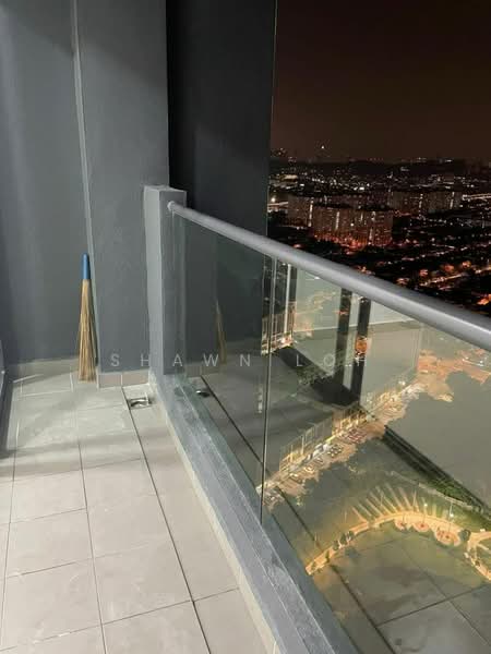 Aera Residence untuk Untuk Disewa - RM 2,699 /bulan, Apr 2026 - Balcony - PropertyGuru.com.my