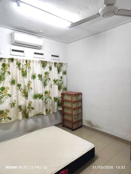1-storey Terraced House for Rent in Taman Abad (Johor Bahru) - JJ Lim - Bedroom - PropertyGuru.com.my