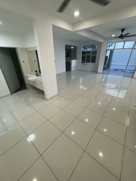Semi-Detached House for Sale in Saujana Villa (Kajang) - Zahier Firza - Interior - PropertyGuru.com.my