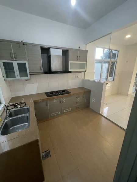 Semi-Detached House for Sale in Saujana Villa (Kajang) - Zahier Firza - Kitchen - PropertyGuru.com.my