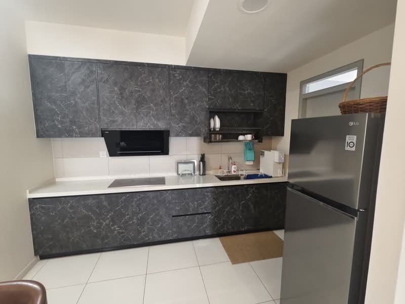 Servis Apartment untuk Disewa di Emerald 9 - Chloe Chan - Kitchen - PropertyGuru.com.my