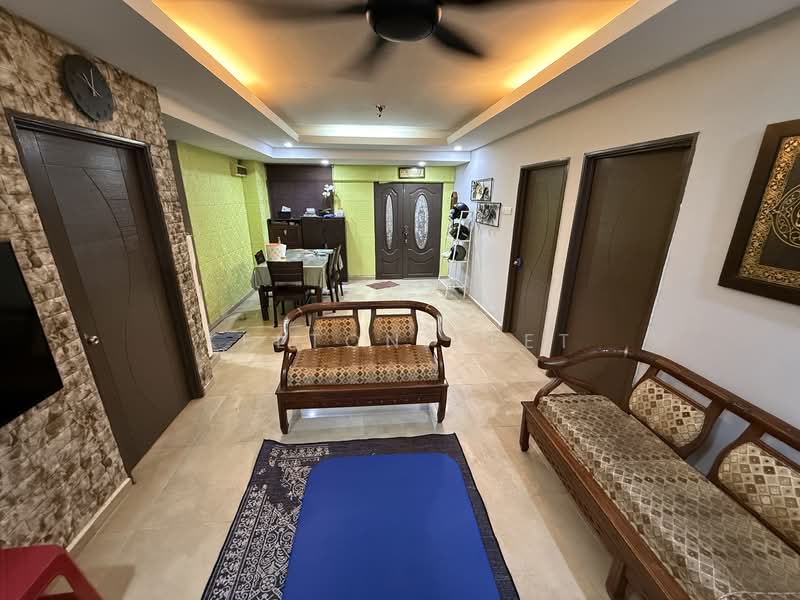 Taman Koperasi Maju Jaya untuk Untuk Dijual - RM 200,000, Apr 2026 - Living Room - PropertyGuru.com.my