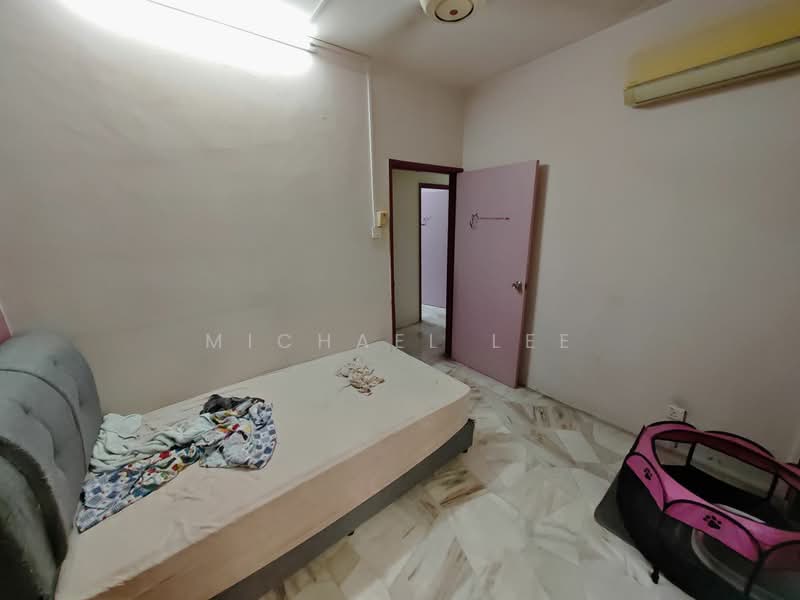 Apartment for Rent at Sri Pinang Apartment - Michael Lee - Bedroom - PropertyGuru.com.my