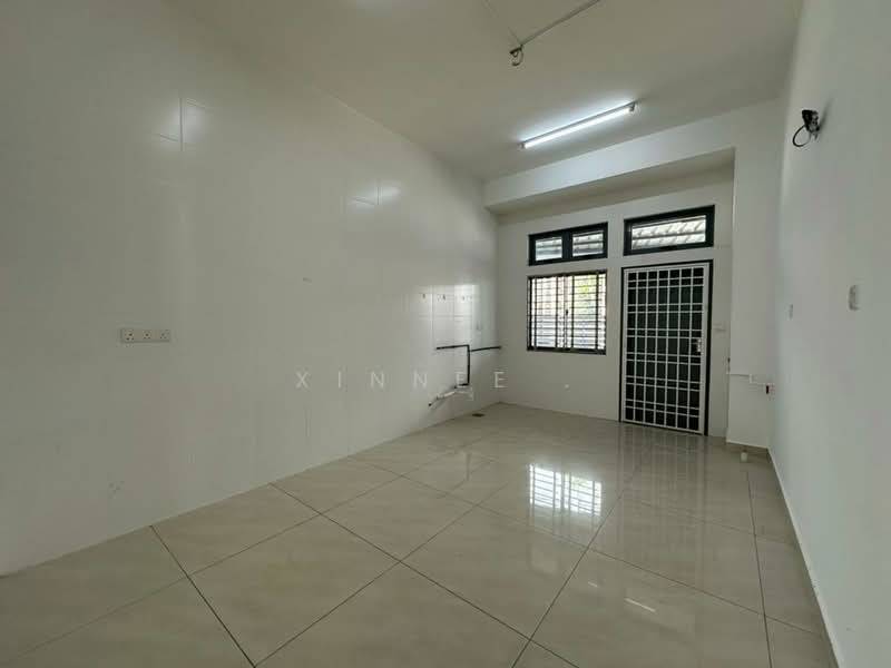 Sungai Ara Triple Storey Terrace Corner Unit untuk Untuk Disewa - RM 4,500 /bulan, Apr 2026 - Interior - PropertyGuru.com.my