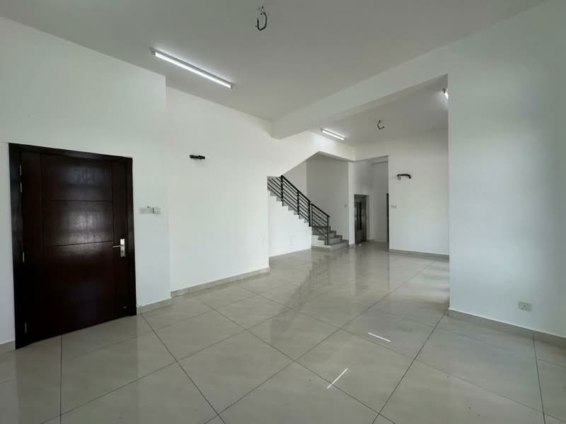 Sungai Ara Triple Storey Terrace Corner Unit untuk Untuk Disewa - RM 4,500 /bulan, Apr 2026 - Interior - PropertyGuru.com.my