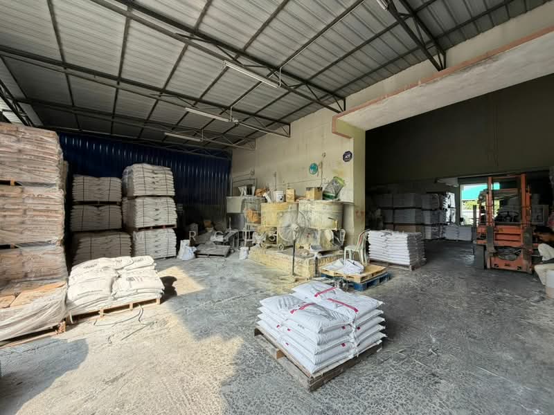 Factory for Rent in Green Technology Park (Rasah) - Marcus Yeow - Interior - PropertyGuru.com.my
