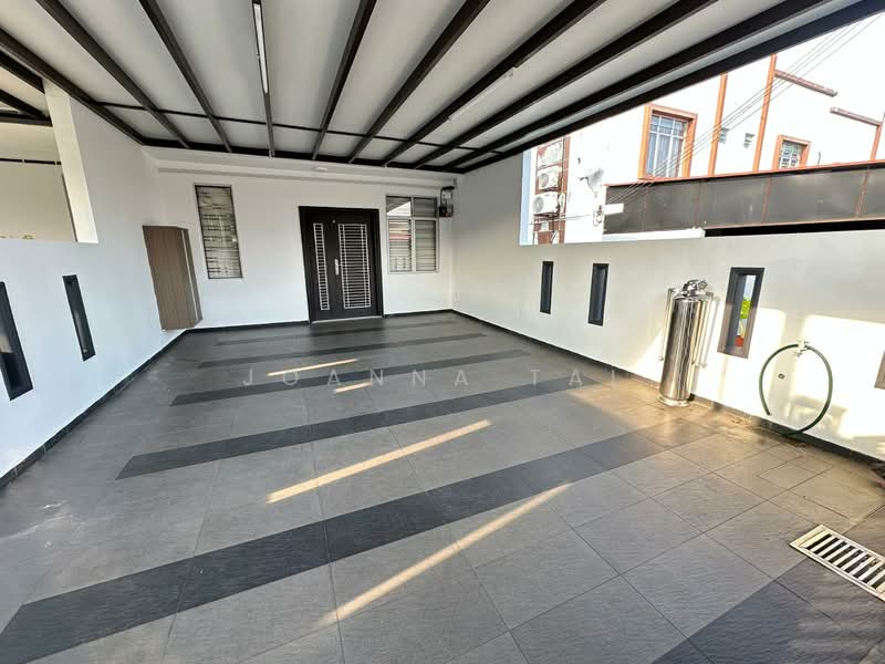 Taman Daya untuk Untuk Disewa - RM 2,800 /bulan, Apr 2026 - Exterior - PropertyGuru.com.my