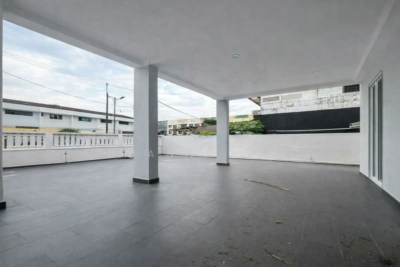 For Rent - Taman Kolam Air