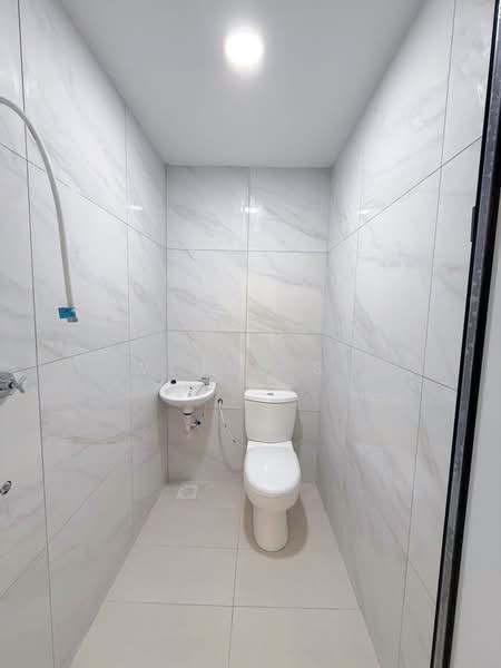 1-storey Terraced House for Sale in Taman Johor Jaya (Johor Bahru) - Winss Su - Bathroom - PropertyGuru.com.my