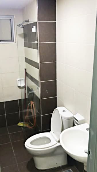 The Sky Executive Suites untuk Untuk Dijual - RM 540,000, Apr 2026 - Bathroom - PropertyGuru.com.my