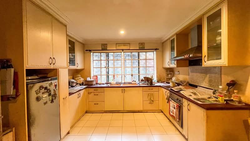 Bungalow for Sale in Seksyen 16 (Petaling Jaya) - Eda Zainal - Kitchen - PropertyGuru.com.my