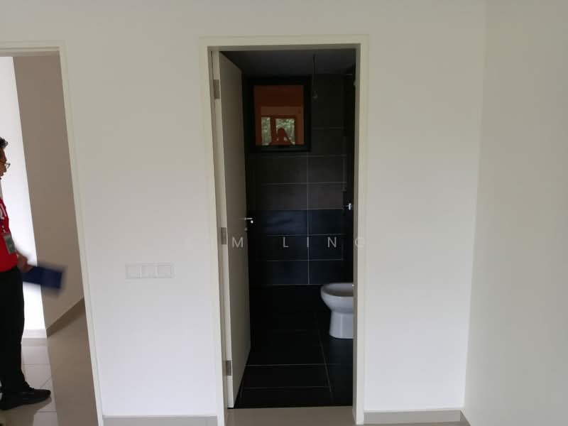 Service Residence for Rent at D'Clover Residences - Kim Ling - Bathroom - PropertyGuru.com.my
