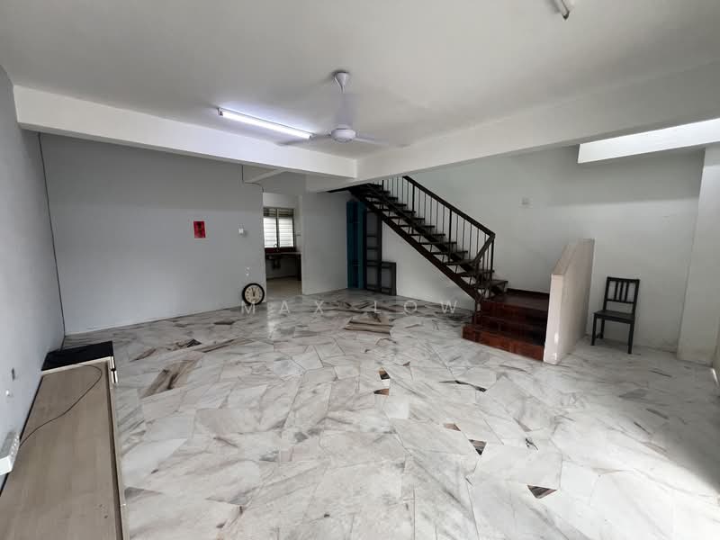 2-storey Terraced House for Rent in Cheras (Selangor) - Max Low - Living Room - PropertyGuru.com.my