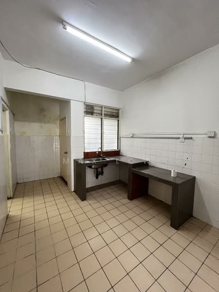2-storey Terraced House for Rent in Cheras (Selangor) - Max Low - Kitchen - PropertyGuru.com.my