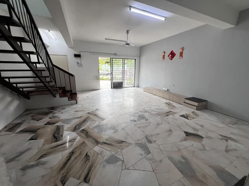 2-storey Terraced House for Rent in Cheras (Selangor) - Max Low - Living Room - PropertyGuru.com.my