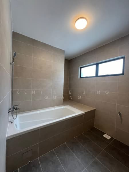 [NEW PROJECT] 3-Storey Premium Link @ Shah Alam U10 untuk Untuk Dijual - RM 816,000, Apr 2026 - Bathroom - PropertyGuru.com.my